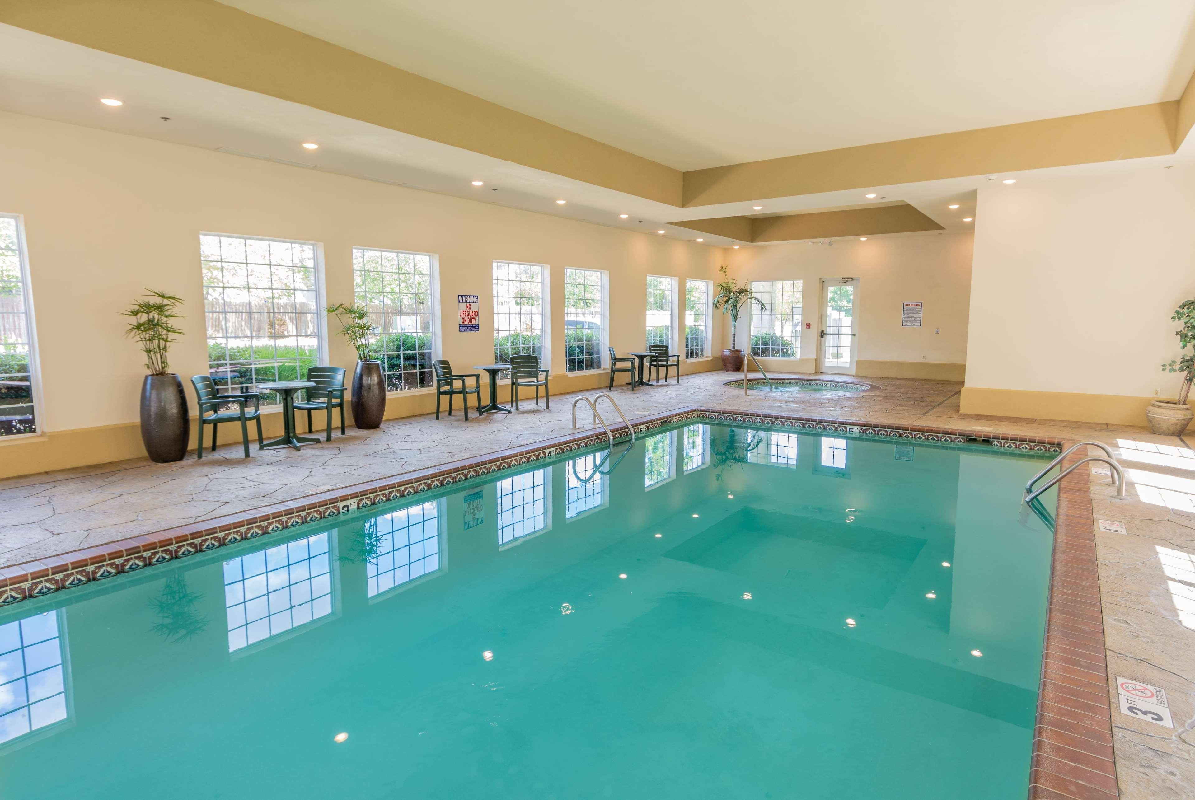 La Quinta by Wyndham Bentonville Extérieur photo