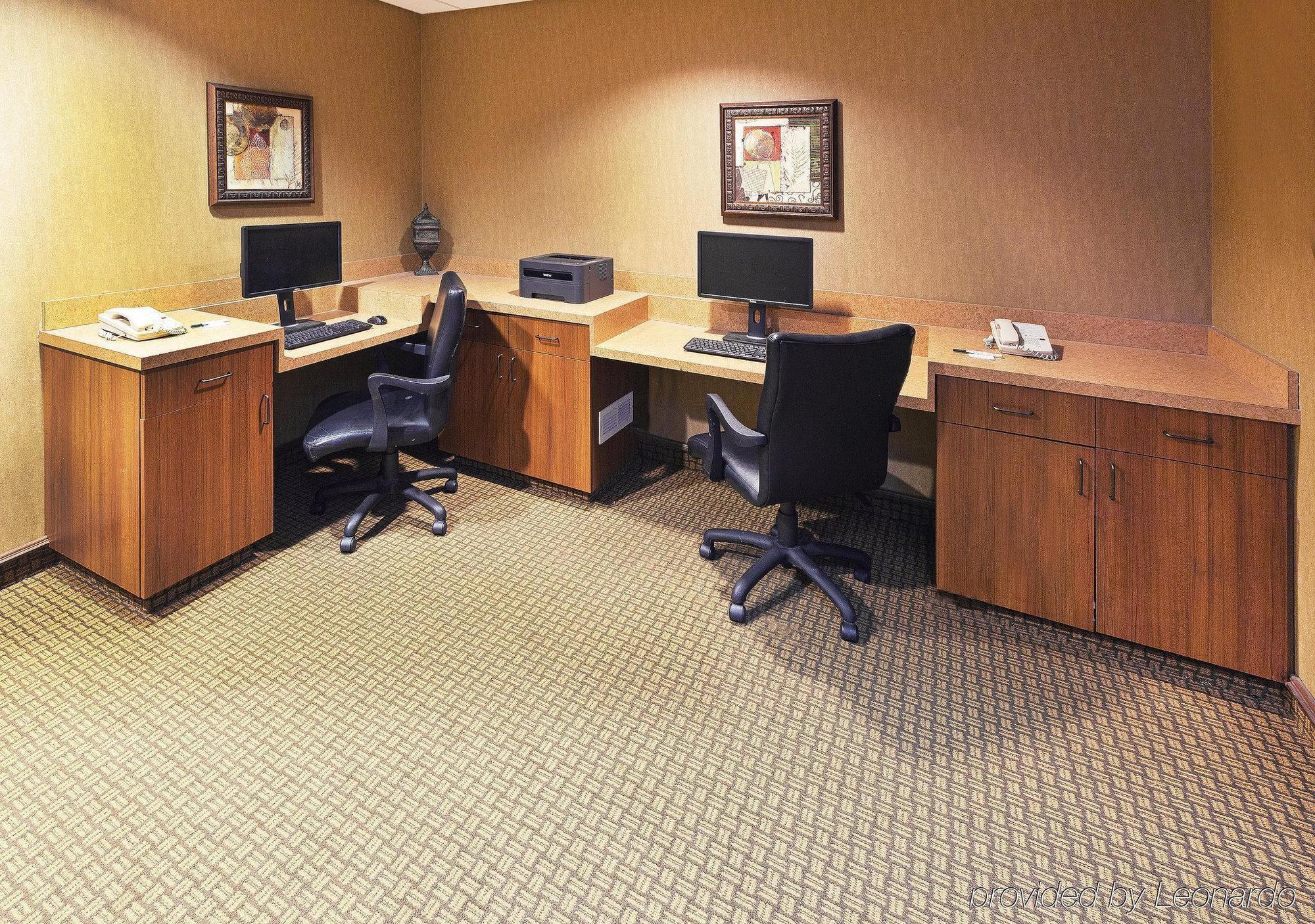 La Quinta by Wyndham Bentonville Extérieur photo